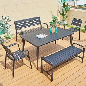 Ensemble de tables et chaises d'extérieur en alliage d'aluminium coloré pour les salons de thé, les hôtels, les balcons, les tables et chaises de loisirs de petite taille - Product Image 3