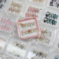 Fournisseur en gros Internet-famous Best-seller 24pcs Amande ABS Couverture Complète Doigt Faux Ongles Cristal Pré-conçu