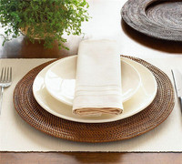 Assiettes de présentation rondes en rotin doré pour table d'extérieur, assiettes de mariage en acrylique à motif rotin, présentation alimentaire unique