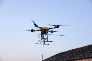 Drones Profesionales de Alta Presión para Limpieza de Ventanas, Fachadas de Edificios, Paneles Solares, Techos y Vidrios - Product Image 6