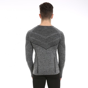 เสื้อยืดออกกำลังกายแขนยาวไร้ตะเข็บสำหรับผู้ชาย แบรนด์ OEM Sportswear - Product Image 3