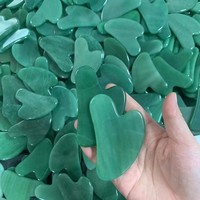 Planche de Gua Sha en Jade Naturel en Forme de Papillon – Options Vert et Bleu, Origine Guangdong, Outil Spécifique de Massage pour la Santé, Vente en Gros