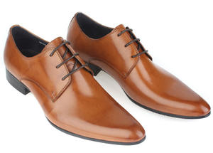 รองเท้าหนังวัวสำหรับเดินพร้อมซับในกันกลิ่นและเสริมความแข็งแรงที่ปลายรองเท้า รองเท้าหนังสำหรับผู้ชาย - Product Image 2