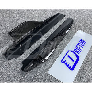 Séparateurs de jupe latérale en fibre de carbone pour Audi R8 Gen2 - Product Image 3