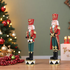 Novidade Redeco: Figuras Musicais de Quebra-Nozes em Resina com Design de Tambor e Prato, Conjunto de Presentes de Natal em Vermelho, Verde e Dourado - Product Image 2
