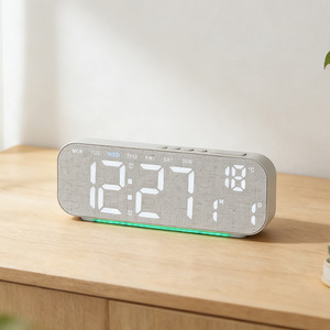Réveil numérique USB avec grand écran LED, horloge de table intelligente - Product Image 3