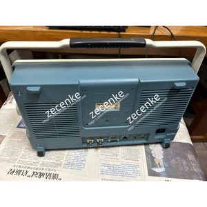 Osciloscopio Tektronix de 1g de 4 canales, usado, de la marca Tektronix - Product Image 4