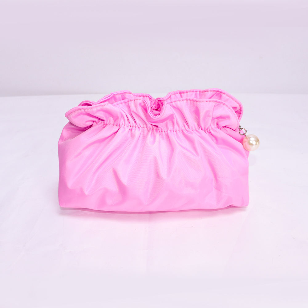 สีชมพูร้อน