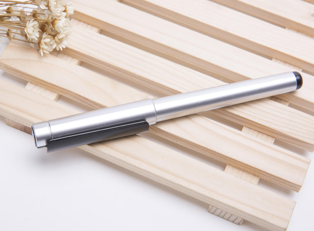 สีสเปรย์สีเงิน