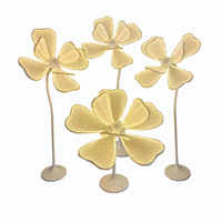 Accessoires de mariage Y193, lumières de chemin en tissu avec fleurs de pivoine lumineuses, décorations de scène de mariage, ornements lumineux pour la mise en scène