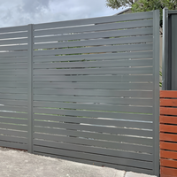Panneaux de clôture en alliage d'aluminium pour extérieur, 10 pieds, style à lattes horizontales et verticales avec poteaux et éclairage LED, écologiques, durables, aspect naturel