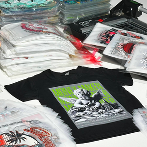 <span class=keywords><strong>Vinilo</strong></span> Termotransferible DTF con Logotipo y Patrón Personalizados al por Mayor, Impresión de <span class=keywords><strong>Vinilo</strong></span> Termotransferible HTV para Camisetas, Prendas de Vestir, Bolsas, Personalización de Artículos - Product Image 5