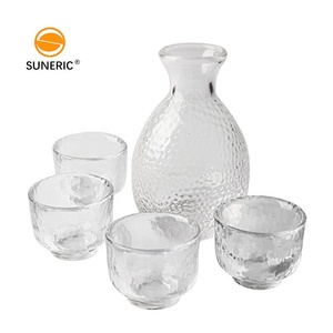 Juego de tazas de <span class=keywords><strong>Sake</strong></span> para <span class=keywords><strong>Sake</strong></span>, juego de <span class=keywords><strong>Sake</strong></span> <span class=keywords><strong>japonés</strong></span> con diseño de martillo de copa de vino amarillo, llanta dorada - Product Image 1