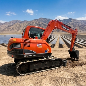รถขุดขนาดเล็ก Doosan DH55 มือสอง น้ำหนัก 5.5 ตัน ใช้เครื่องยนต์ Komatsu Cummins Hitachi ZX70 พร้อมมอเตอร์ เกียร์ ปั๊มเกียร์ และ PLC - Product Image 6