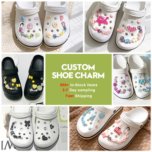 Accessoires de décoration pour chaussures Croc, breloques DIY personnalisées OEM en forme de cœur gris avec chaîne pour sabots et chaussures Croc - Product Image 3