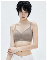 Hochwertige Nahtlose Damen-BHs Europa und USA Geraffte Hohlkanten-Unterwäsche aus Latex.