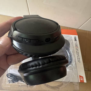 Audífonos Inalámbricos TUNE 710BT, Auriculares de Diadema para Juegos, Compatibles con TUNE 710 - Product Image 2