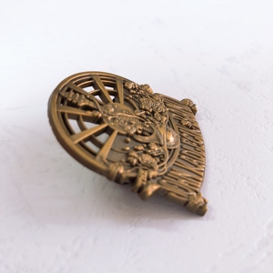Personnalisé 3D badge die frappé or antique broche épinglette souvenir aucun MOQ de haute qualité - Product Image 4
