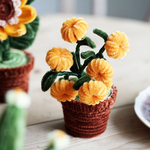 Le kit de jardin miniature Fluffy Friends : Créez des pots de fleurs en forme d'animaux mignons comme des agneaux, des chatons, avec des nettoyeurs de tuyaux en polaire corail - Product Image 5