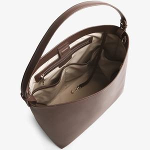 Personnalisé élégant minimaliste Panaleras Para <span class=keywords><strong>Bebe</strong></span> PU cuir végétalien bébé sac à couches fourre-tout mamans maman couche sac à bandoulière pour les femmes - Product Image 5