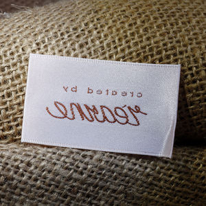 Etiqueta Tejida Personalizada para Ropa, Etiqueta de Lujo con Logotipo de Marca Privada, Etiqueta de Cuello con Talla y Cuidado de Lavado, Etiqueta de Prenda y Logotipo de Marca Privada para Ropa - Product Image 4