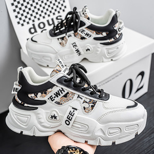 Chaussures décontractées pour hommes à semelle épaisse, rehaussantes, style mocassins, tendance, polyvalentes, résistantes à l'usure, en maille respirante, souples, pour le printemps – Vente en gros - Product Image 2