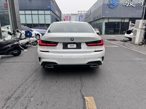 <span class=keywords><strong>รถ</strong></span>ยนต์<span class=keywords><strong>มือ</strong></span><span class=keywords><strong>สอง</strong></span> ปี 2022 <span class=keywords><strong>BMW</strong></span> 320Li แพ็คเกจ M Sport <span class=keywords><strong>รถ</strong></span>ใช้แล้ว - Product Image 3