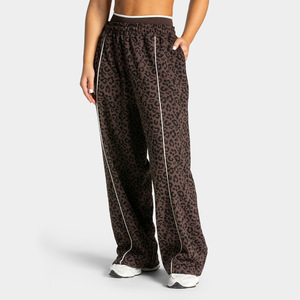 <span class=keywords><strong>Pantaloni</strong></span> da donna a gamba larga <span class=keywords><strong>con</strong></span> stampa leopardata, <span class=keywords><strong>vita</strong></span> elasticizzata, profili bianchi a contrasto, <span class=keywords><strong>pantaloni</strong></span> sportivi casual larghi <span class=keywords><strong>con</strong></span> tasche - Product Image 5