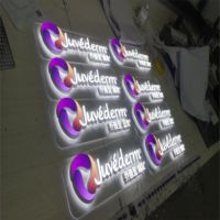 Panneau publicitaire commercial extérieur DakeSign Factory OEM personnalisé à double face avec projection LED, étanche IP65