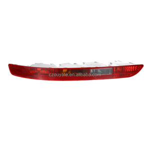 8R0945095 8R0945096 Réflecteur de pare-chocs arrière de voiture feux de recul sans prise pour <span class=keywords><strong>Audi</strong></span> <span class=keywords><strong>Q5</strong></span> 09-2017 - Product Image 1