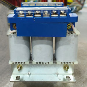 หม้อแปลงไฟฟ้าแบบปรับแรงดันได้หลายระดับ 1-10KVA <span class=keywords><strong>3</strong></span> <span class=keywords><strong>เฟส</strong></span> 110V เป็น 220V/380V แบบแยกส่วน - Product Image 1