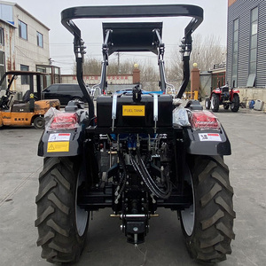 Mini-<span class=keywords><strong>tracteur</strong></span> agricole 4x4 de 50 CV avec <span class=keywords><strong>chargeur</strong></span> frontal, fourni par un fournisseur de tracteurs pour les conditions hivernales - Product Image 3