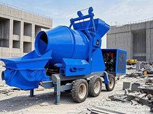 Bétonnière diesel portative avec le camion de mélangeur concret de machine de ciment de pompe - Product Image 5