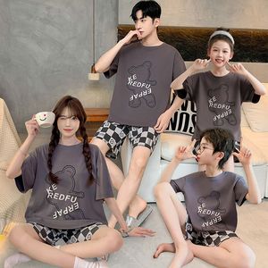 도매 가족 매칭 잠옷 여름 상쾌한 반팔 반바지 가족 잠옷 100 면 단색 캐주얼 홈웨어 - Product Image 3