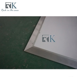 แผงเวทีสี่เหลี่ยมสีขาวแบบพกพา ประกอบง่าย สำหรับงานในร่มและกลางแจ้ง - Product Image 4