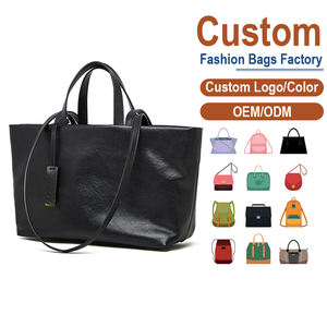 Sac fourre-tout de luxe personnalisé en cuir pleine fleur huilé et ciré, imperméable, noir, vintage, pour femme, idéal pour l'été et le quotidien - Product Image 1