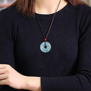 Amuleto Taoísta de Jadeíta Natural Azul Agua, Moneda de Jade, Diseño Original UNISEX, Estilo Chino Taoísta HJ101 - Product Image 4