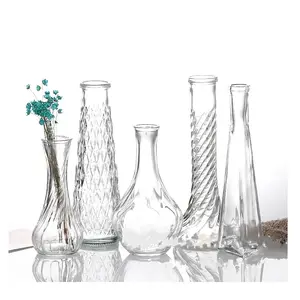 Well Designed Blue White Eifel Tower Amber Glass Vase Wholesale