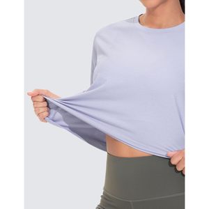FOXA Lot de 2 hauts de yoga athlétiques à manches courtes et col rond pour femme, respirants, en spandex et polyester - Product Image 4
