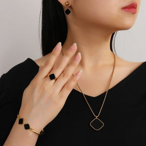 Collar con colgante de trébol de cuatro hojas para mujer, joyería de cadena clavica de concha de flor de cristal, moda personalizada, 925 - Product Image 1