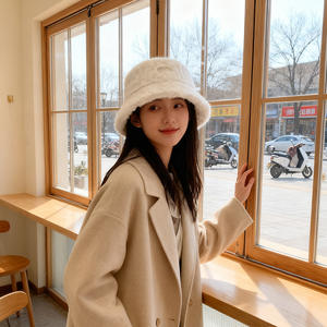 Gorro de Pescador para Mujer, Invierno, Grueso, Acolchado, Jacquard, Spandex/Algodón, Detalle de Botones, Color Sólido, Protección para las Orejas, Cálido - Product Image 2