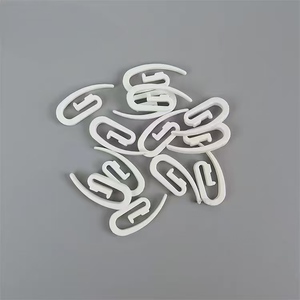 Ganci a S in Plastica Bianca XinLan, Accessori per Binari Tende, Vendita all'Ingrosso per Progetti di Ville e Hotel - Product Image 3