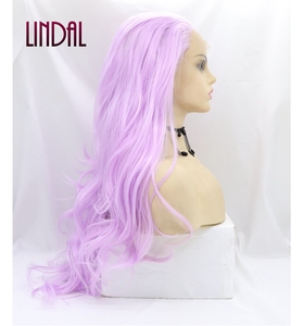 Parrucca lunga in pizzo sintetico viola <span class=keywords><strong>lilla</strong></span> lunga e <span class=keywords><strong>lilla</strong></span> anteriore resistente al calore del corpo con onda di pizzo Pre pizzicata senza lavanda parte parrucca per capelli naturali - Product Image 4