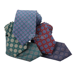 مصنع ربطات عنق حريرية مخصصة بطباعة زهور للرجال بأسلوب عملي - Product Image 2