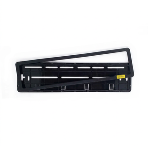 Soporte de Matrícula de Grado Industrial para Automóviles, Vehículos Comerciales y Uso en el Mercado de Repuestos Automotrices - Product Image 1