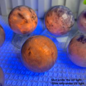 Natürliche Afghanische Kristallkugel Blau-Weißes Porzellanmuster 4-6cm UV-Fluoreszenz Heilende Energie Wohndekor Sammlerstück Geschenk - Product Image 5