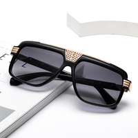 Nouvelles Lunettes de Soleil Photochromiques Rétro Rectangulaires Pilote Classiques Chunky, Bestseller Transfrontalier, Vintage Unisexe UV400, Tendance Homme 2026