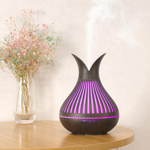 Diffuseur d'arômes et humidificateur JCSY 500 ml à effet bois avec télécommande pour usage domestique et commercial - Product Image 1
