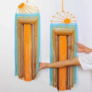 Décor mural en <span class=keywords><strong>macramé</strong></span> complexe avec motifs bohèmes et élégance artistique conçu pour les points focaux muraux et les coins confortables - Product Image 2