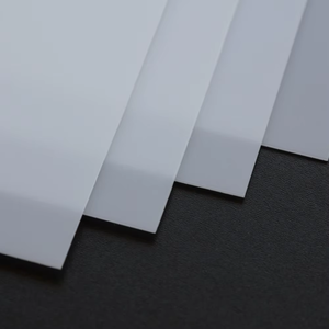 Feuille de diffusion de lumière uniforme Blanc laiteux 65% à 90% Haute transparence Surface givrée PC PMMA PS pour affichage et signalisation - Product Image 3